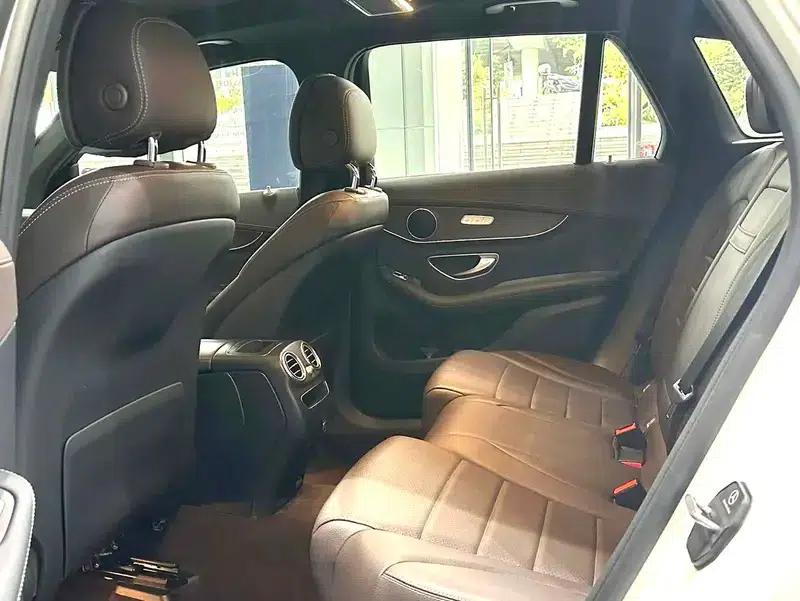 2020 Mercedes-Benz GLC Facelift: GLC 260 L 4MATIC Luxury — миниатюра 9