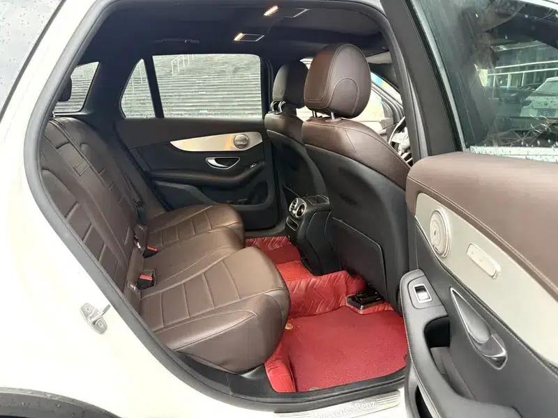 2020 Mercedes-Benz GLC 260 L 4MATIC Dynamic — миниатюра 10