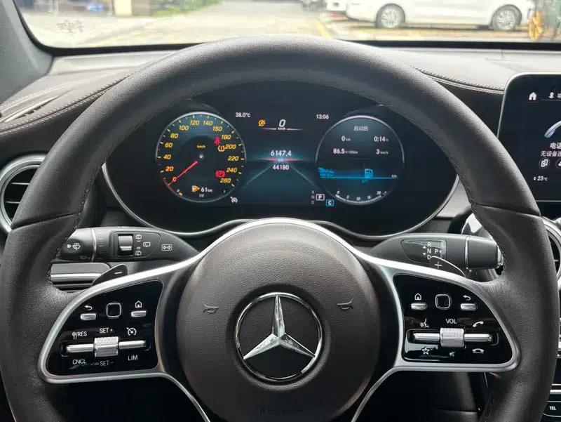 2021 Mercedes-Benz GLC 260 L 4MATIC Dynamic — миниатюра 6