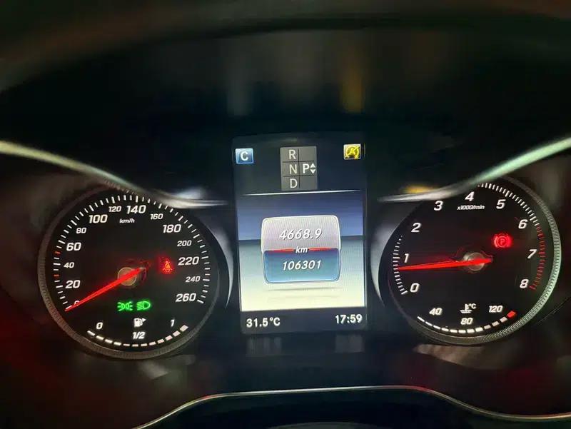 2019 Mercedes-Benz GLC 300 L 4MATIC Dynamic — миниатюра 12
