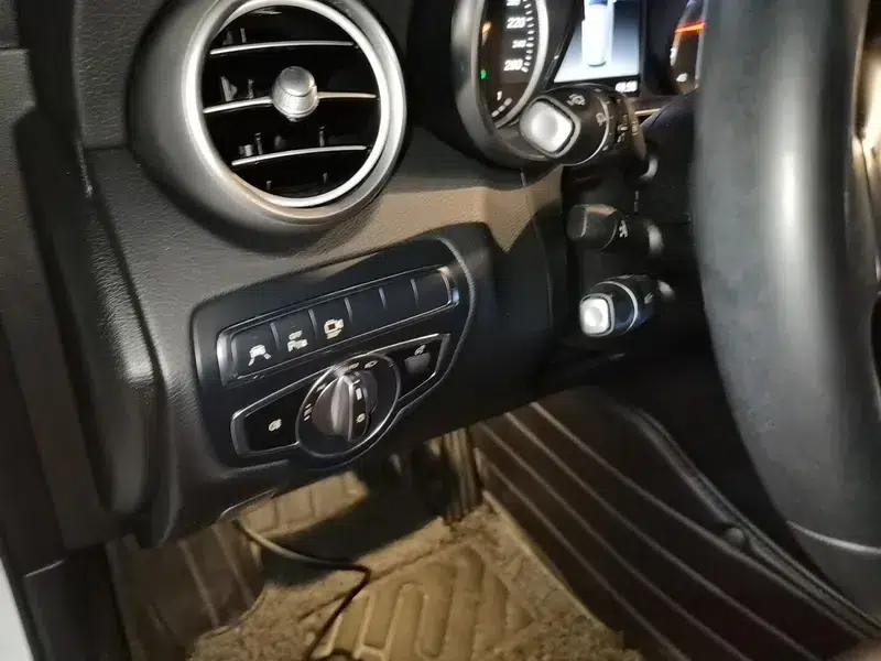 2019 Mercedes-Benz GLC 300 L 4MATIC Dynamic — миниатюра 13