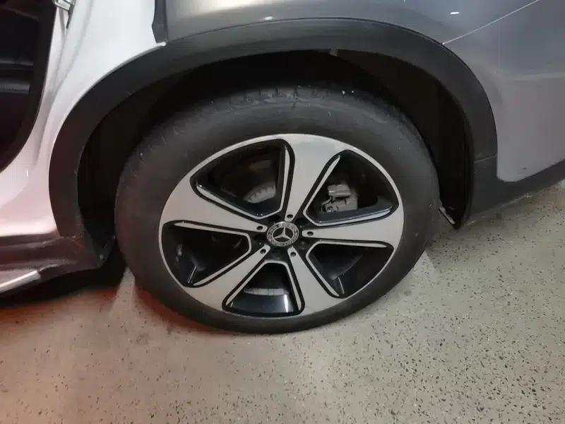 2019 Mercedes-Benz GLC 300 L 4MATIC Dynamic — миниатюра 20