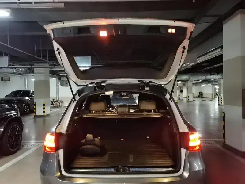 2019 Mercedes-Benz GLC 300 L 4MATIC Dynamic — миниатюра 21
