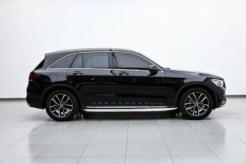 2021 Mercedes-Benz GLC 300 L 4MATIC Dynamic — миниатюра 8