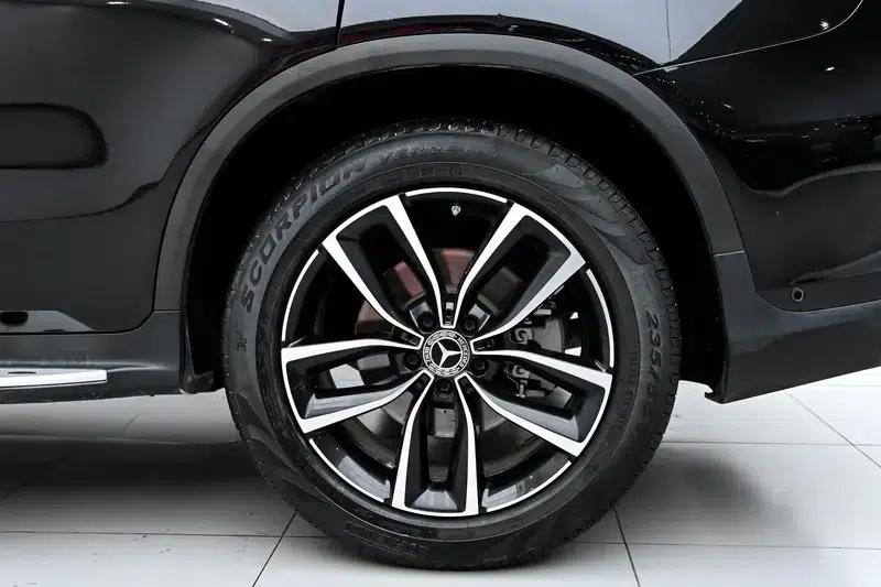 2021 Mercedes-Benz GLC 300 L 4MATIC Dynamic — миниатюра 9