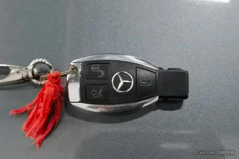2017 Mercedes-Benz GLC 260 4MATIC Dynamic — миниатюра 6