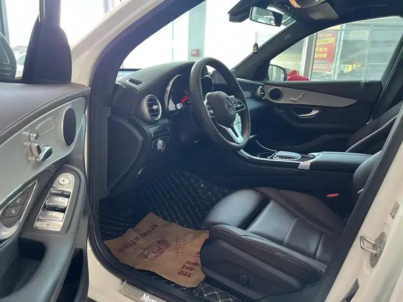 2020 Mercedes-Benz GLC 260 L 4MATIC Dynamic — миниатюра 7