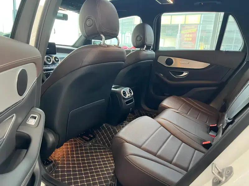 2020 Mercedes-Benz GLC 260 L 4MATIC Dynamic — миниатюра 8
