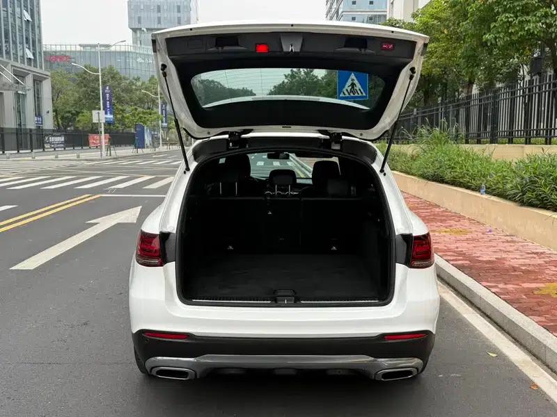 2020 Mercedes-Benz GLC 260 L 4MATIC Dynamic — миниатюра 19