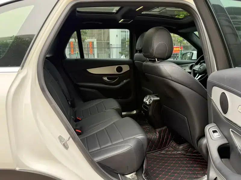 2020 Mercedes-Benz GLC 260 L 4MATIC Dynamic — миниатюра 20