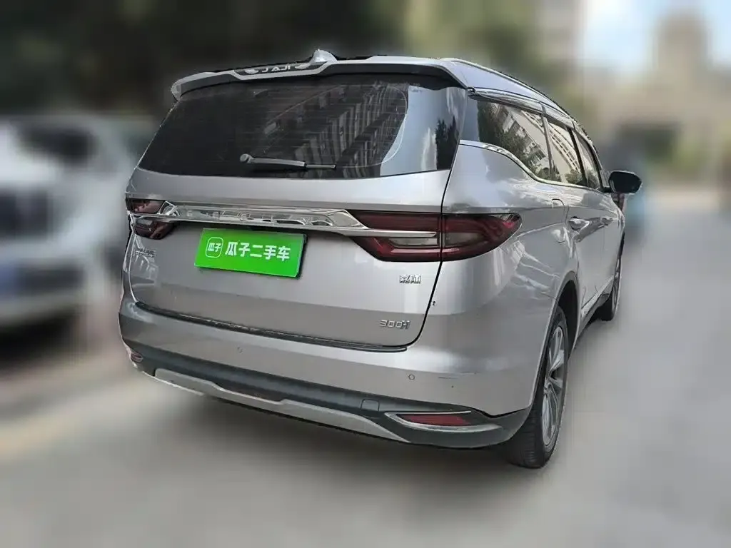 Geely Jiaji 2021 Smart Power 1.5TD DCT Premium Edition — миниатюра 5