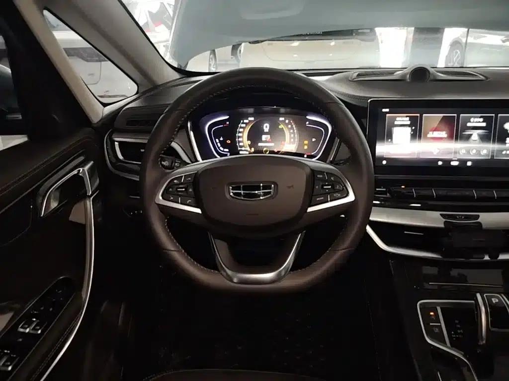 Geely Jiaji 2021 Smart Power 1.5TD DCT Premium Edition — миниатюра 11
