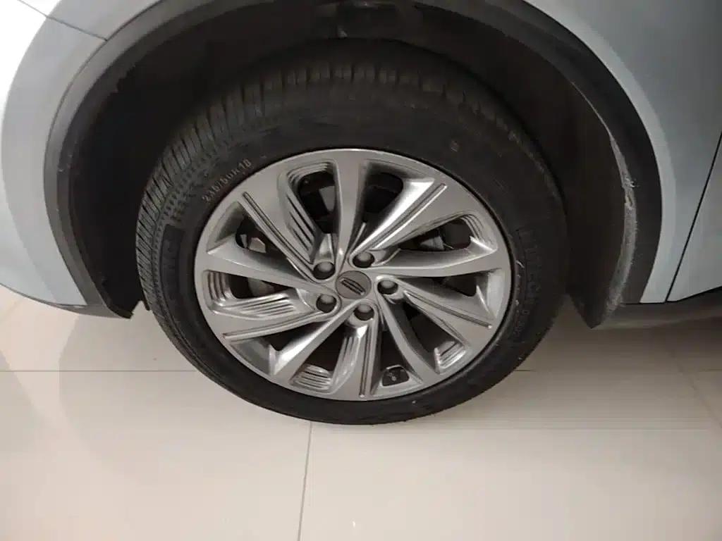 Geely Jiaji 2021 Smart Power 1.5TD DCT Premium Edition — миниатюра 23