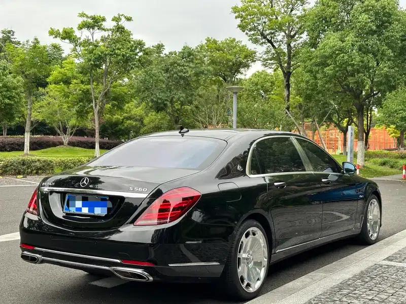 Maybach S-Class 2018 S 560 4MATIC — миниатюра 4