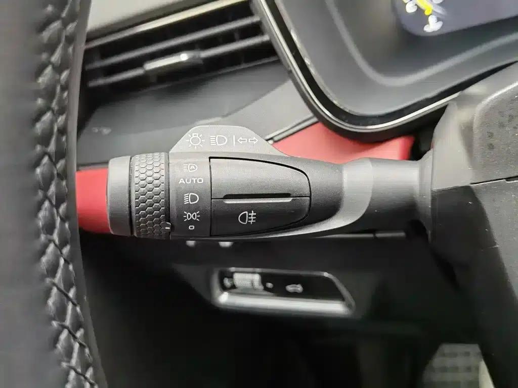 Geely Emgrand S 2021 1.4T CVT Flagship Edition — миниатюра 21