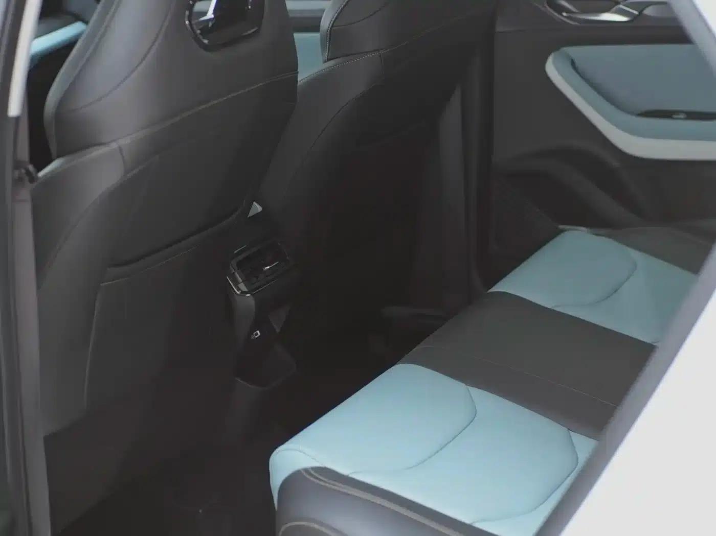 Geely Emgrand S 2022 1.4T CVT Crossover Player Edition — миниатюра 14