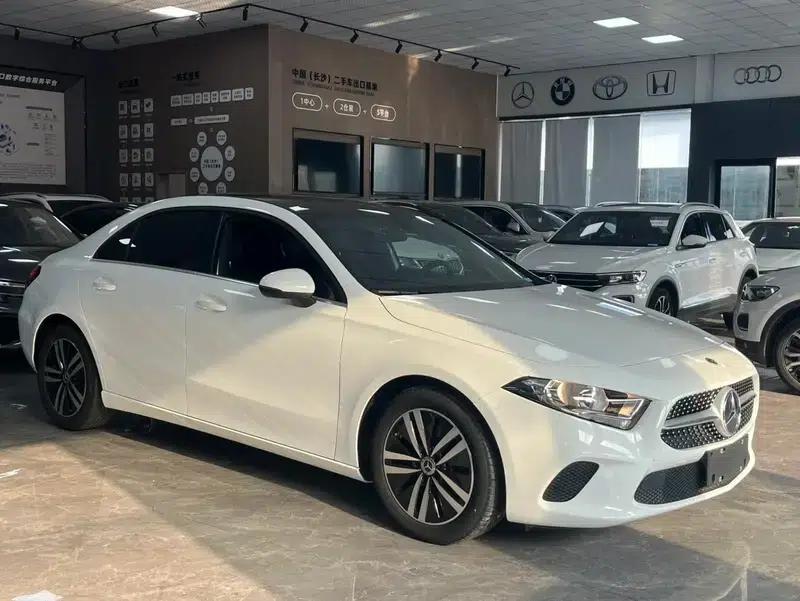 2022 Mercedes-Benz A-Class A 180 L — миниатюра 3