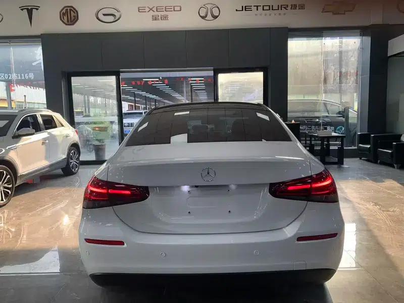 2022 Mercedes-Benz A-Class A 180 L — миниатюра 5