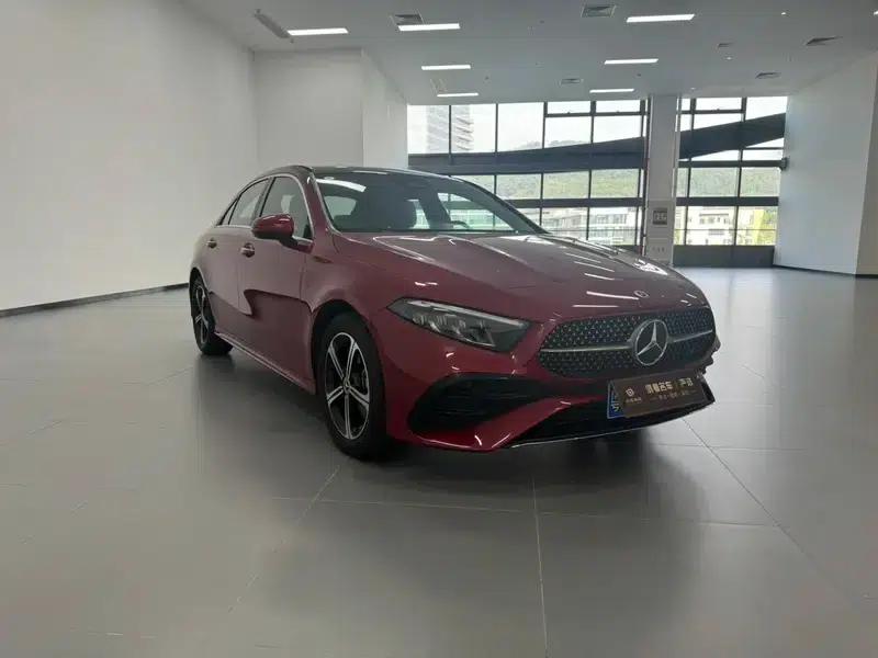 2023 Mercedes-Benz A-Class A 200 L Sport Sedan Fashion Edition — миниатюра 3