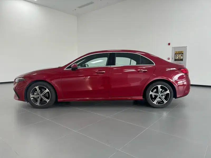 2023 Mercedes-Benz A-Class A 200 L Sport Sedan Fashion Edition — миниатюра 4
