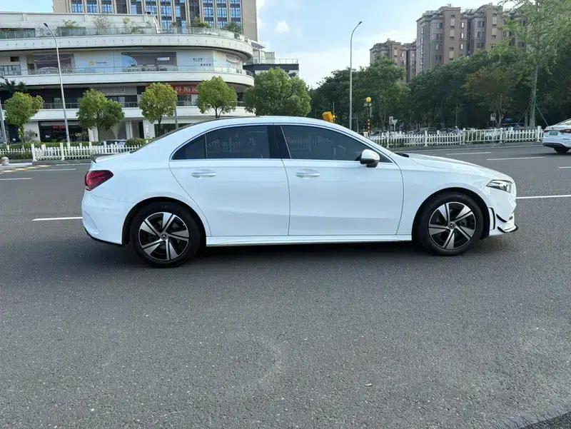 2022 Mercedes-Benz A-Class A 200 L Sport Sedan Dynamic Edition — миниатюра 7