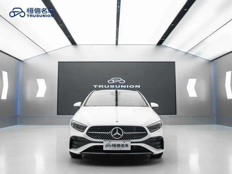 2023 Mercedes-Benz A-Class A 200 L Sport Sedan Fashion Edition — миниатюра 2