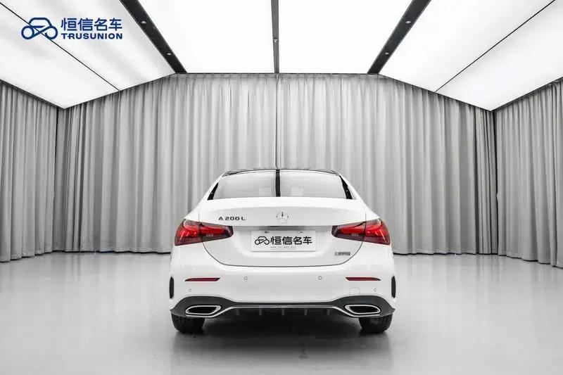 2023 Mercedes-Benz A-Class A 200 L Sport Sedan Fashion Edition — миниатюра 5