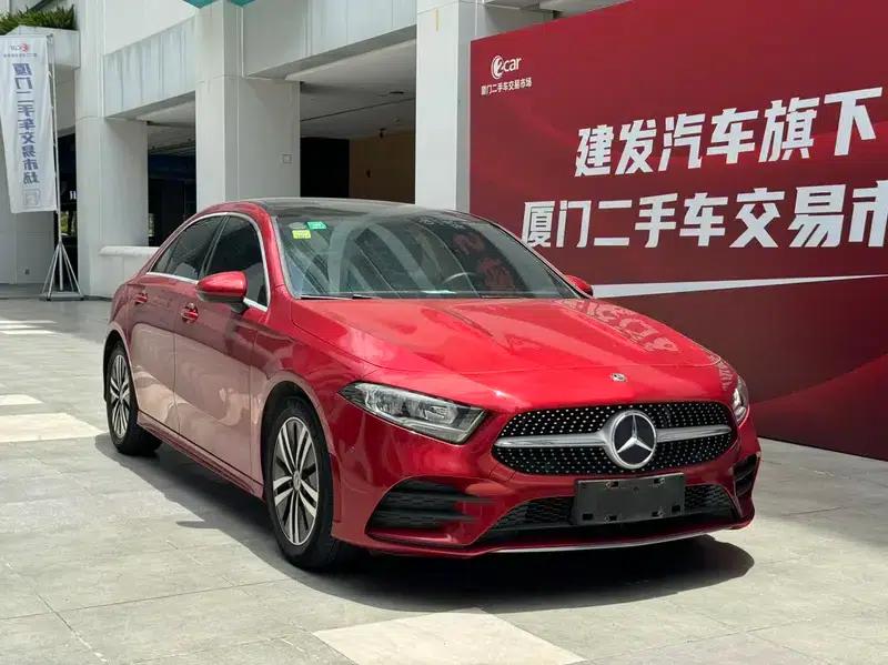 2019 Mercedes-Benz A-Class A 180 L Sport Sedan — миниатюра 3