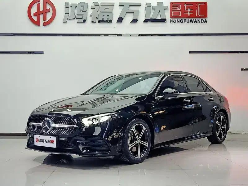 2022 Mercedes-Benz A-Class A 200 L Sport Sedan Fashion Edition — миниатюра 1