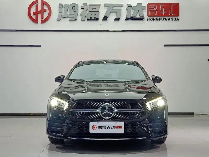 2022 Mercedes-Benz A-Class A 200 L Sport Sedan Fashion Edition — миниатюра 2