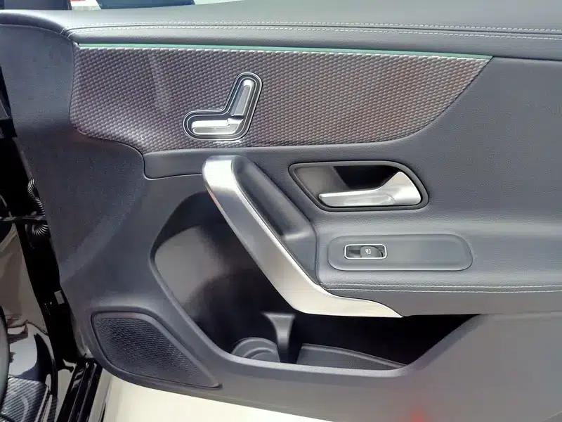 2022 Mercedes-Benz A-Class A 200 L Sport Sedan Fashion Edition — миниатюра 15