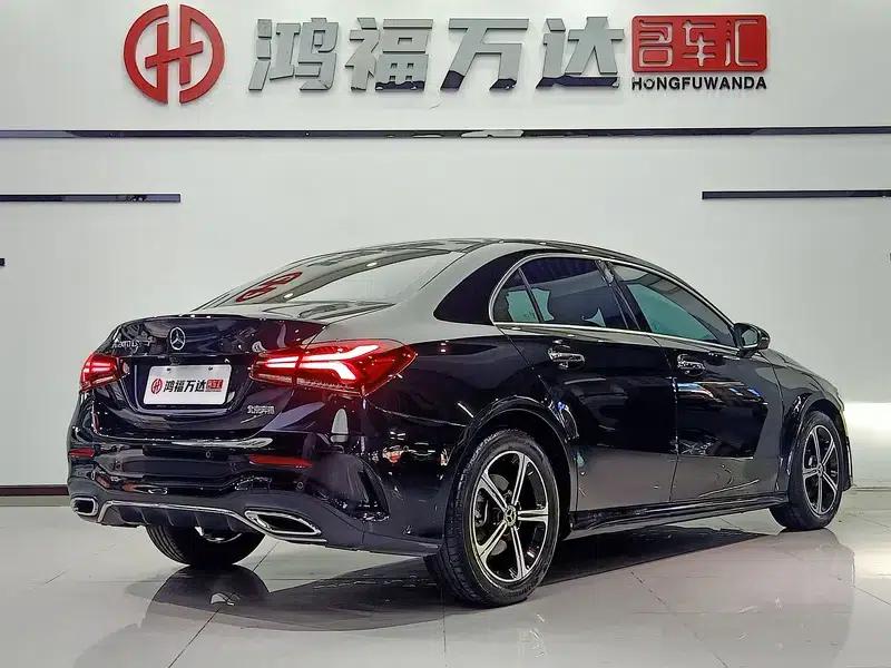 2022 Mercedes-Benz A-Class A 200 L Sport Sedan Fashion Edition — миниатюра 7
