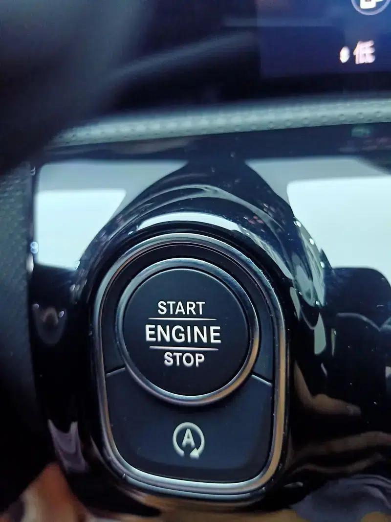 2022 Mercedes-Benz A-Class A 200 L Sport Sedan Fashion Edition — миниатюра 8