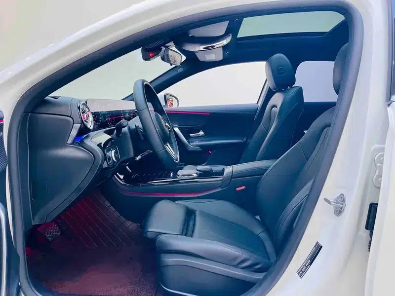 2022 Mercedes-Benz A-Class A 200 L Sport Sedan Dynamic Edition — миниатюра 17