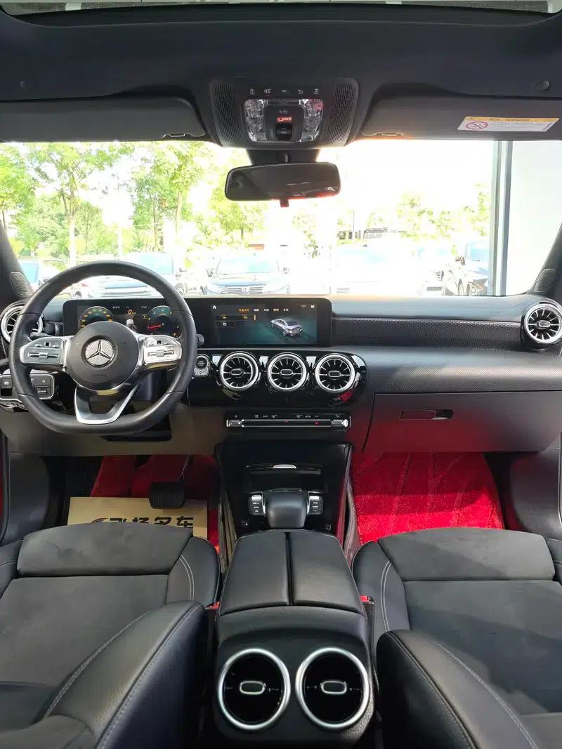 Mercedes-Benz A-Class 2021 A 200 L Sport Sedan Fashion Edition — миниатюра 13