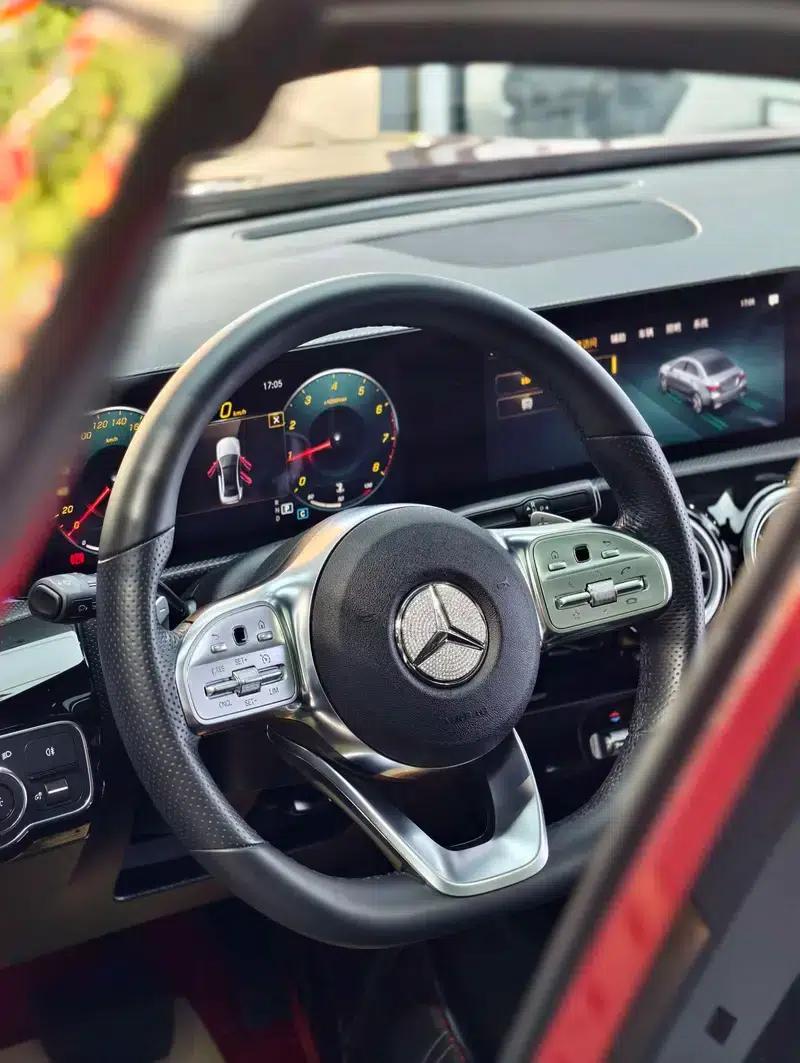 Mercedes-Benz A-Class 2021 A 200 L Sport Sedan Fashion Edition — миниатюра 16