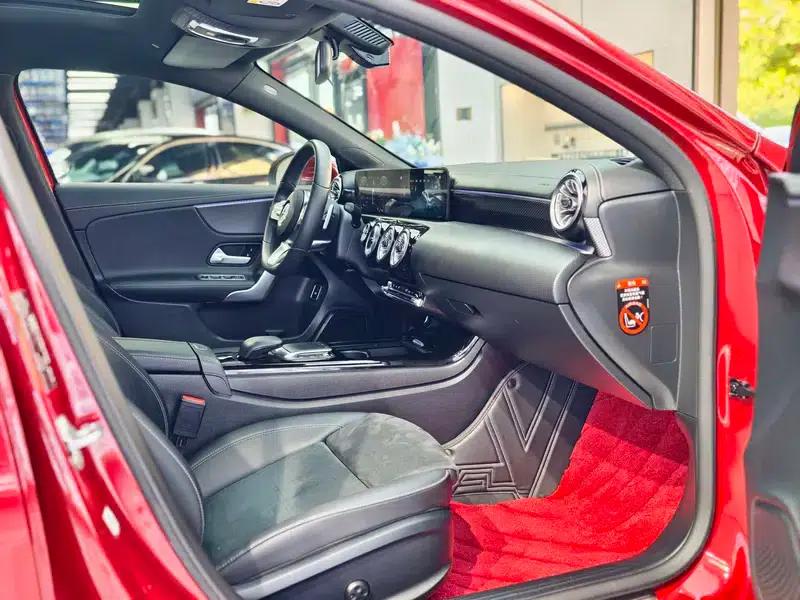 Mercedes-Benz A-Class 2021 A 200 L Sport Sedan Fashion Edition — миниатюра 9