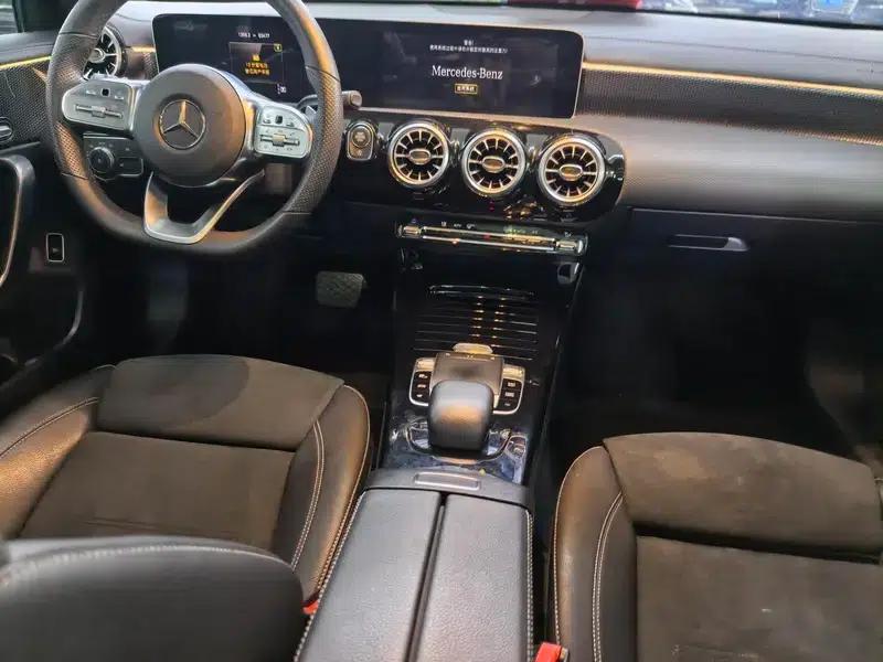 2019 Mercedes-Benz A-Class A 200 L Sport Sedan — миниатюра 10