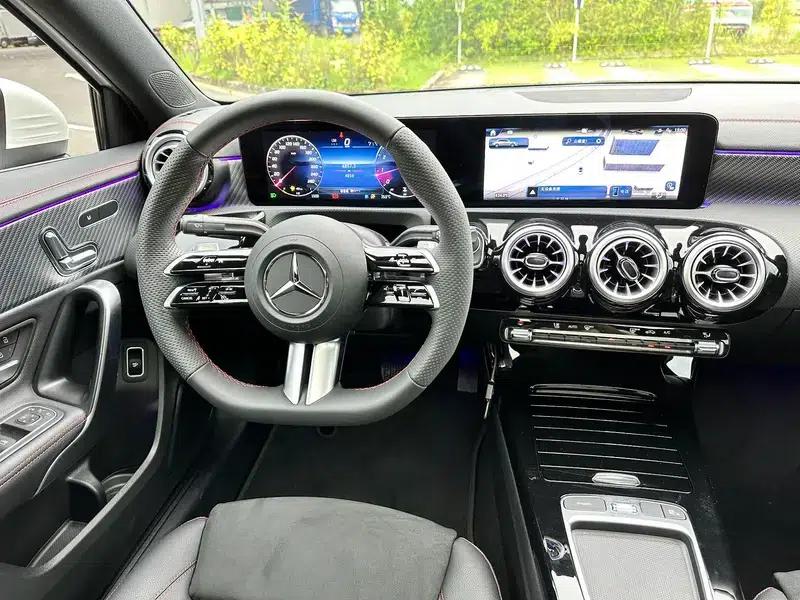 Mercedes-Benz A-Class 2025 A 200 L Fashion Edition — миниатюра 13