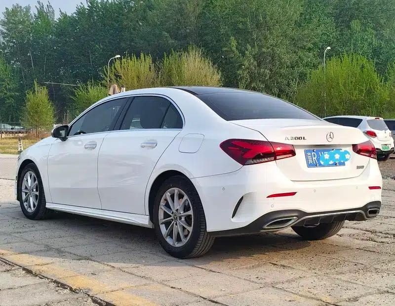 Mercedes-Benz A-Class 2020 Facelift A 200 L Sport Sedan Dynamic Edition — миниатюра 4