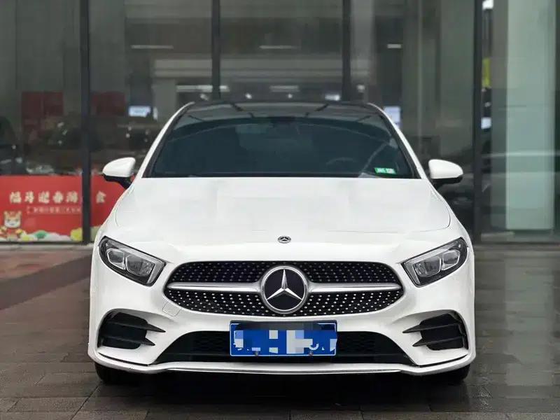 Mercedes-Benz A-Class 2019 A 200 L Sport Sedan First Edition — миниатюра 2