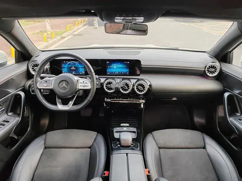 2019 Mercedes-Benz A-Class A 180 L Sport Sedan — миниатюра 11