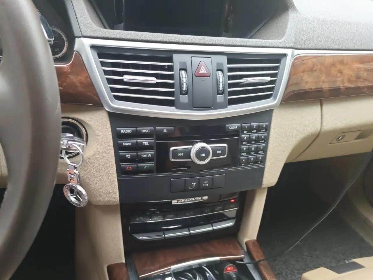 Mercedes-Benz E-Class 2012 E 200 L CGI Elegant Model — миниатюра 13