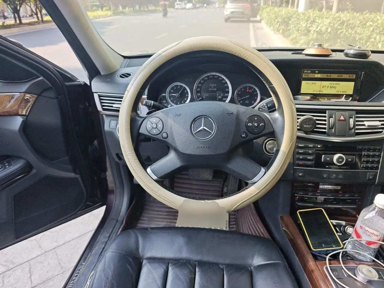 Mercedes-Benz E-Class 2011 E 300 L Elegant Model — миниатюра 10