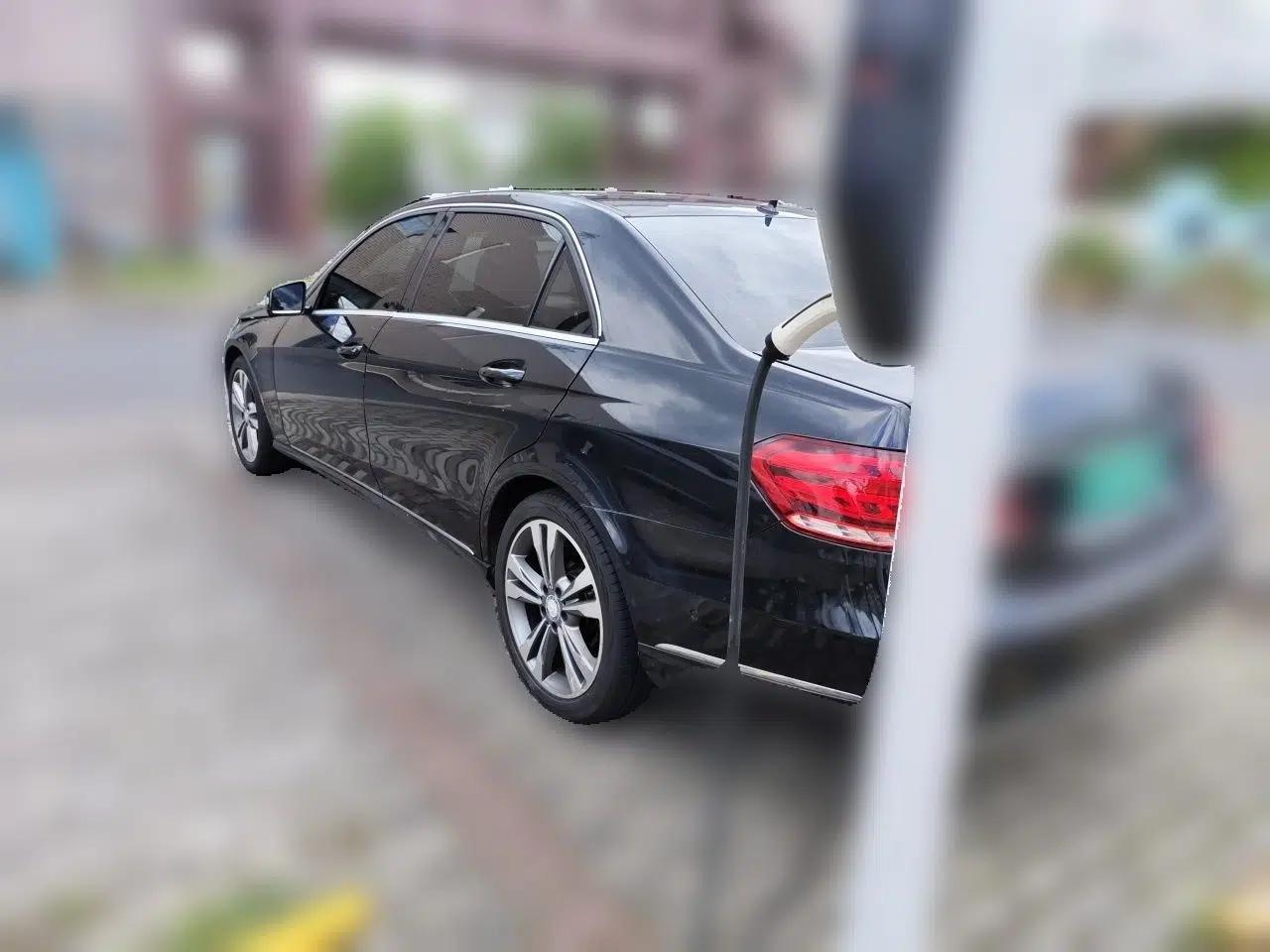 Mercedes-Benz E-Class 2015 Revised E 180 L Sport Edition — миниатюра 4