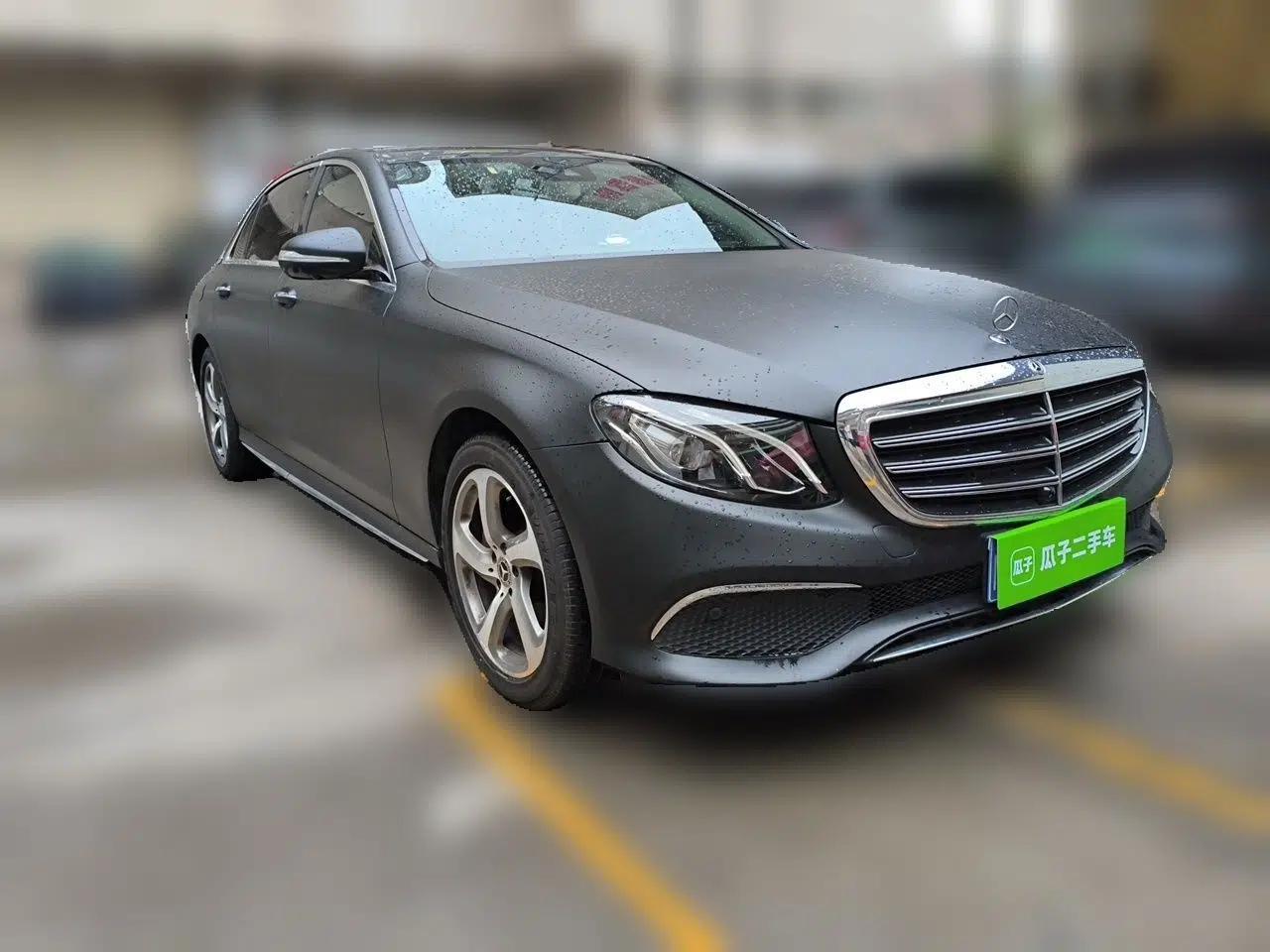 Mercedes-Benz E-Class 2017 E 300 L Sporty and Stylish Model — миниатюра 3