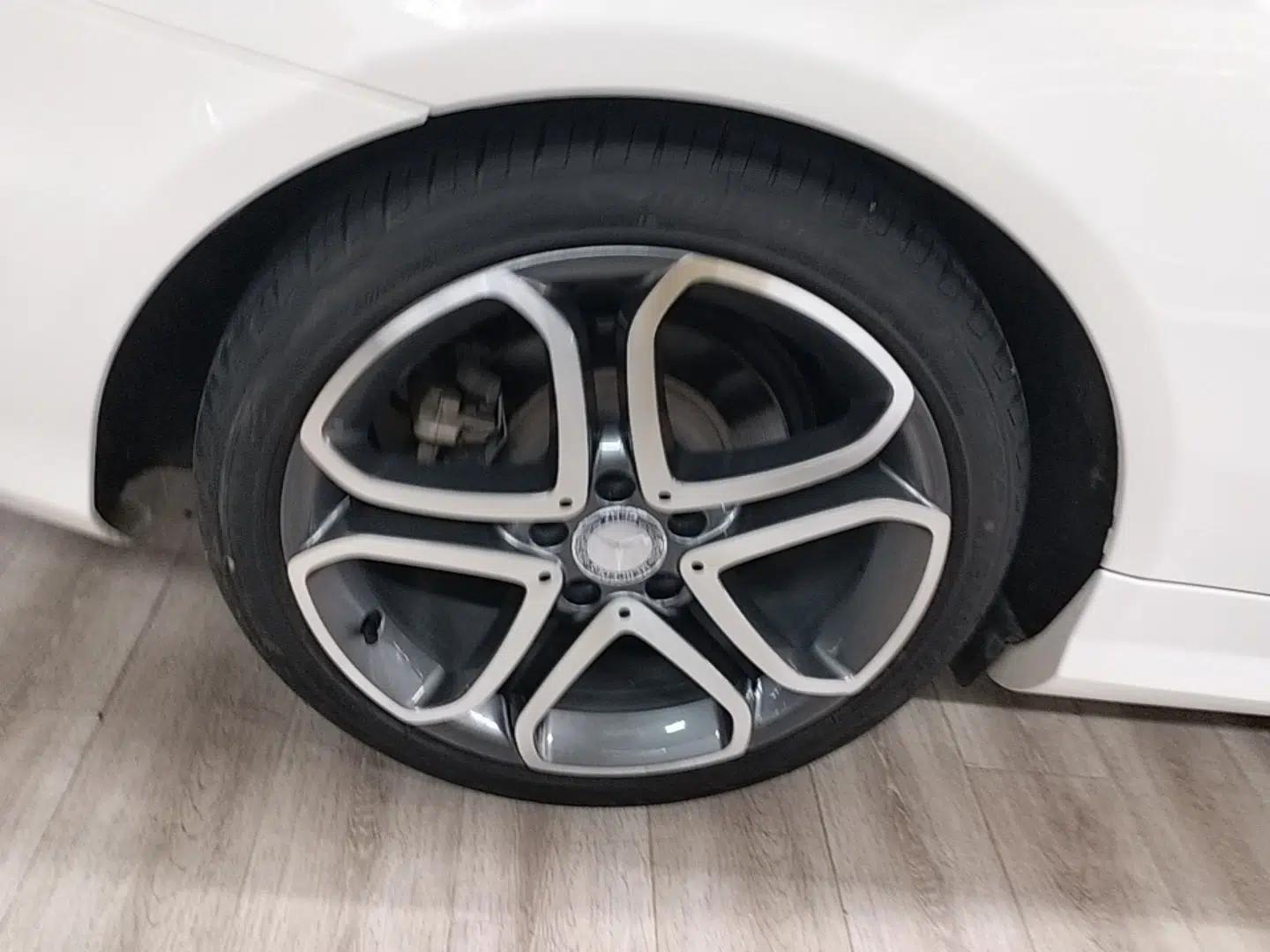 Mercedes-Benz E-Class 2014 E 200 Coupe — миниатюра 16