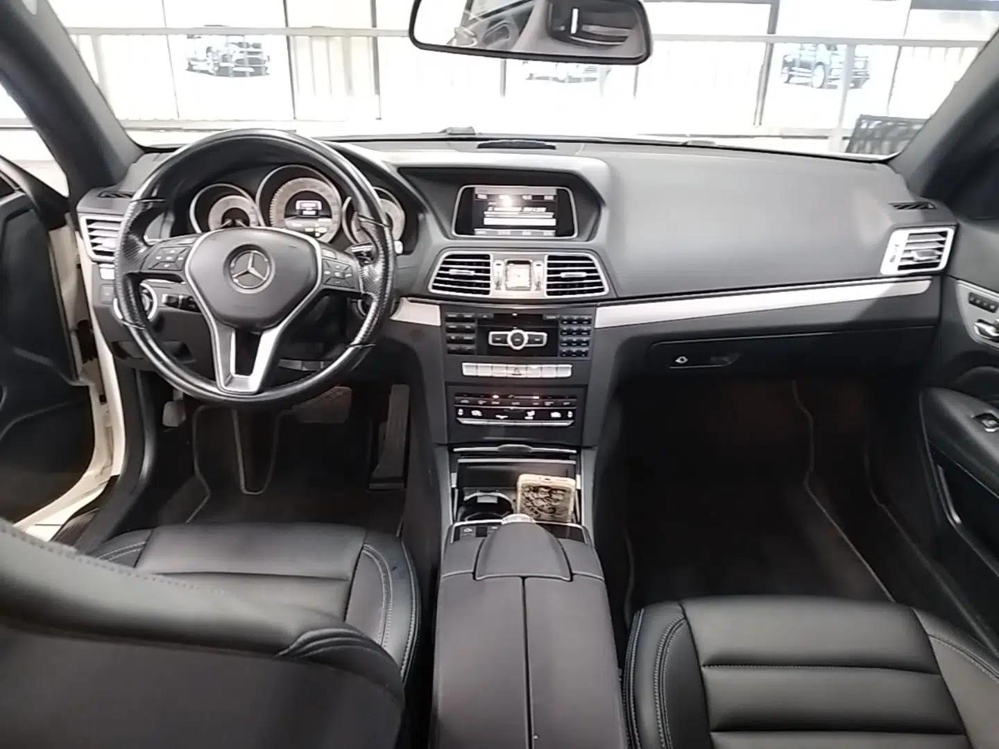 Mercedes-Benz E-Class 2014 E 200 Coupe — миниатюра 17