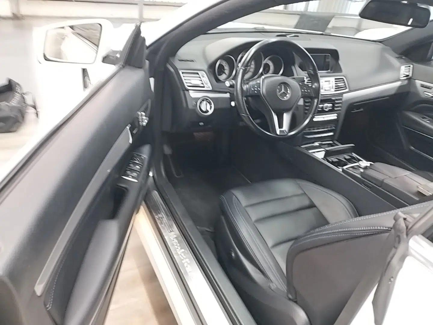 Mercedes-Benz E-Class 2014 E 200 Coupe — миниатюра 23