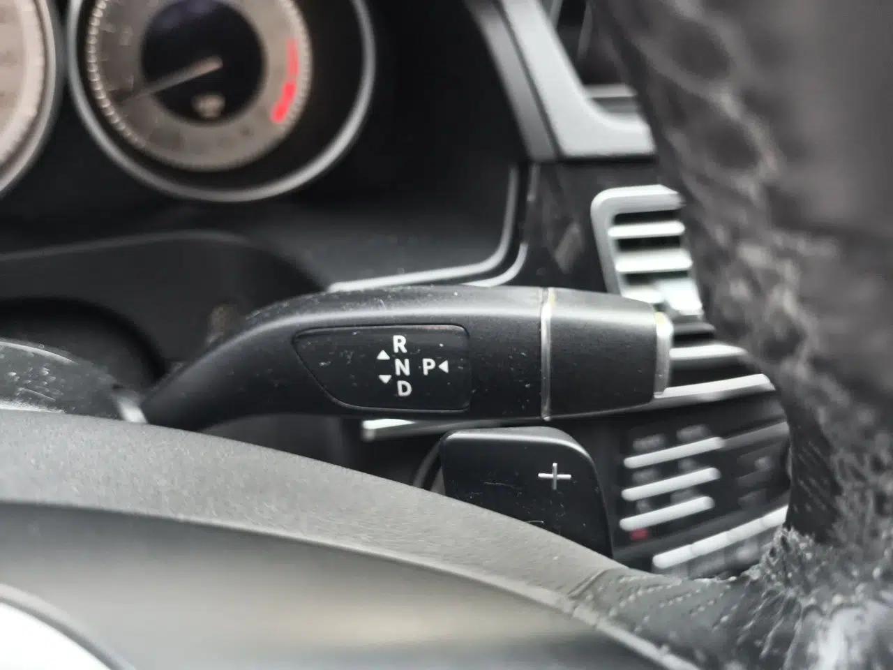 Mercedes-Benz E-Class 2015 Revised E 260 L Sporty and Stylish Edition — миниатюра 13